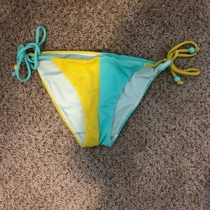 Victoria’s Secret Blue/Green Bikini Bottoms (XS)